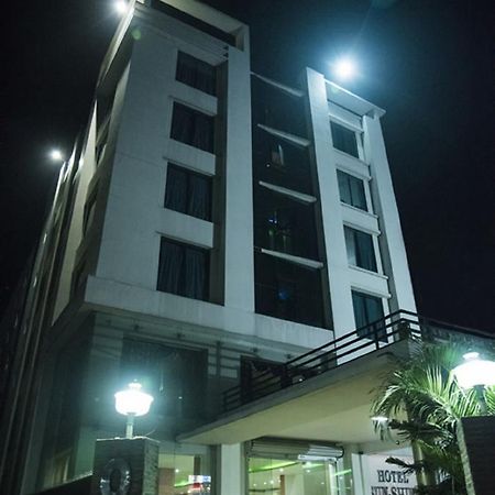 Baharampur Hotel Sunshine מראה חיצוני תמונה