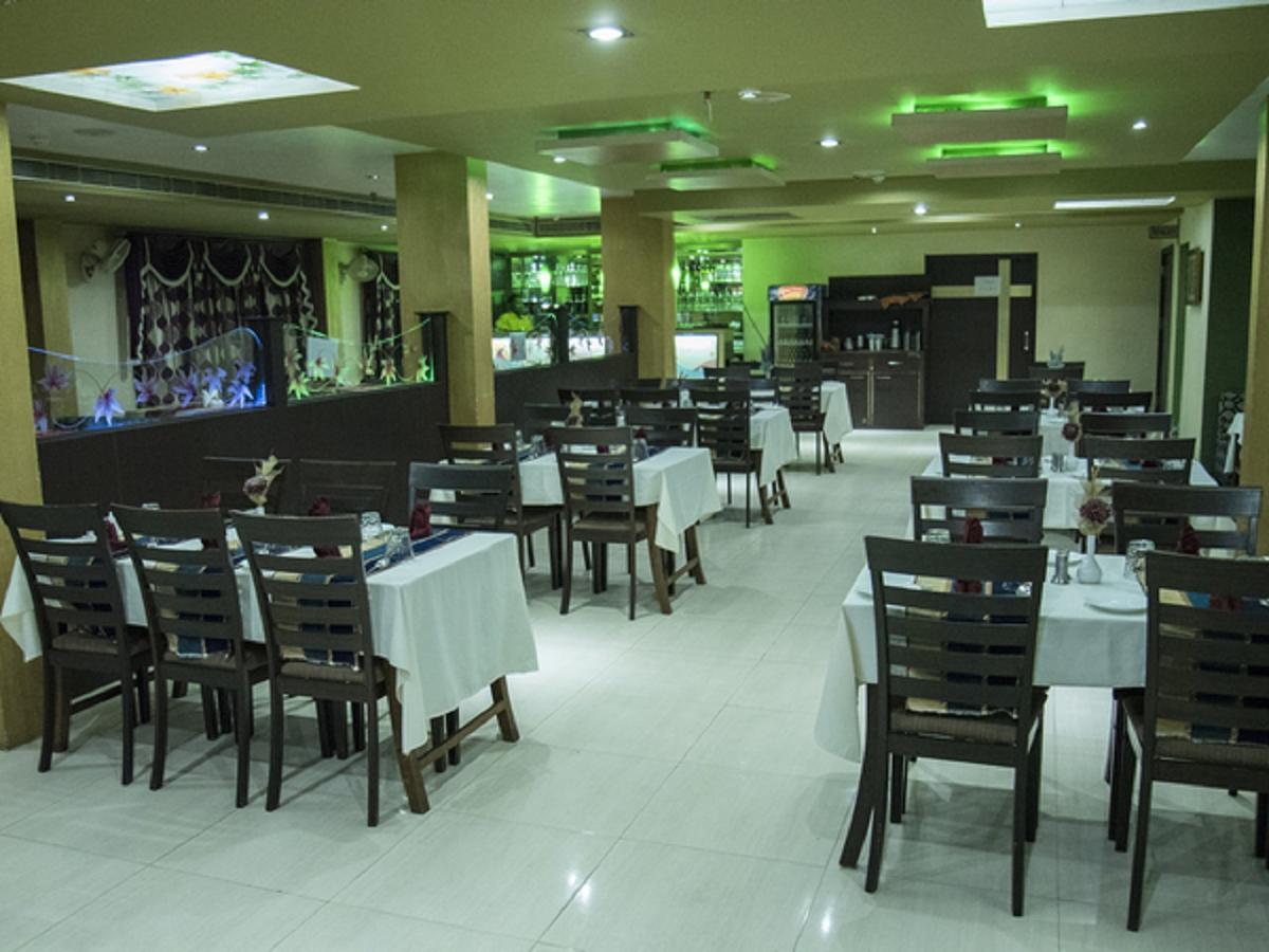Baharampur Hotel Sunshine מראה חיצוני תמונה